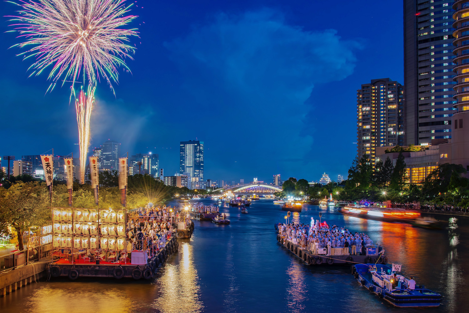 How to Attend Osaka Tenjin Matsuri in 2025